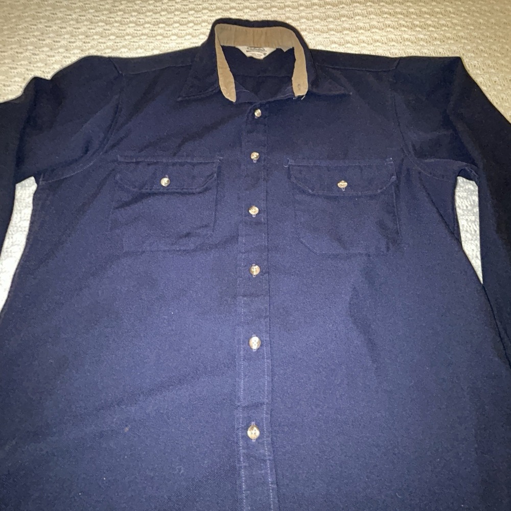 Vintage Cabelas Men's Large Navy Blue Button Down Work Shirt Corduroy Collar